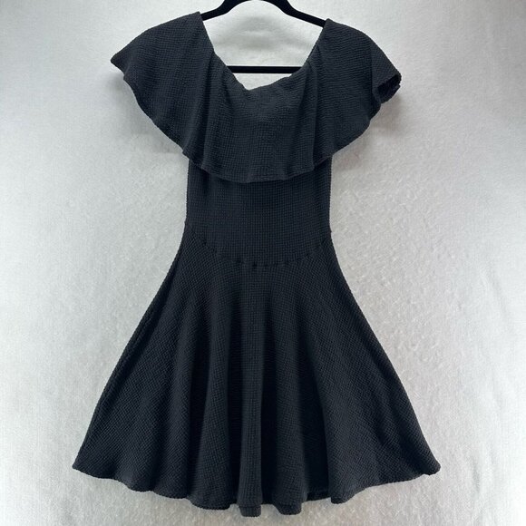 Coveted Clothing Dresses & Skirts - Coveted Bella B Dress Size S Ruffle Off The Shoulder Skater Mini Textured Black